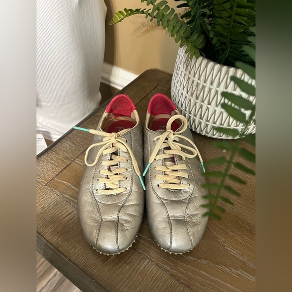 Plae Rockstar Collection Packable Travel Sneaker Size 6 - Picture 8 of 15